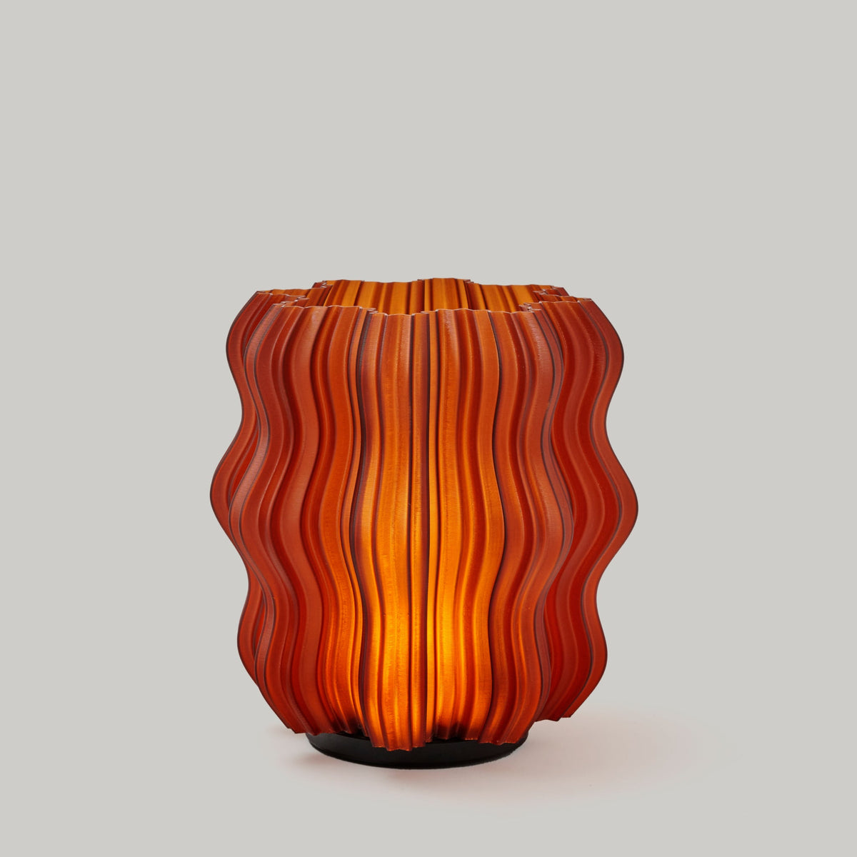 Cordless Mini Wavy Lamp – Rechargeable Sculptural Accent Light